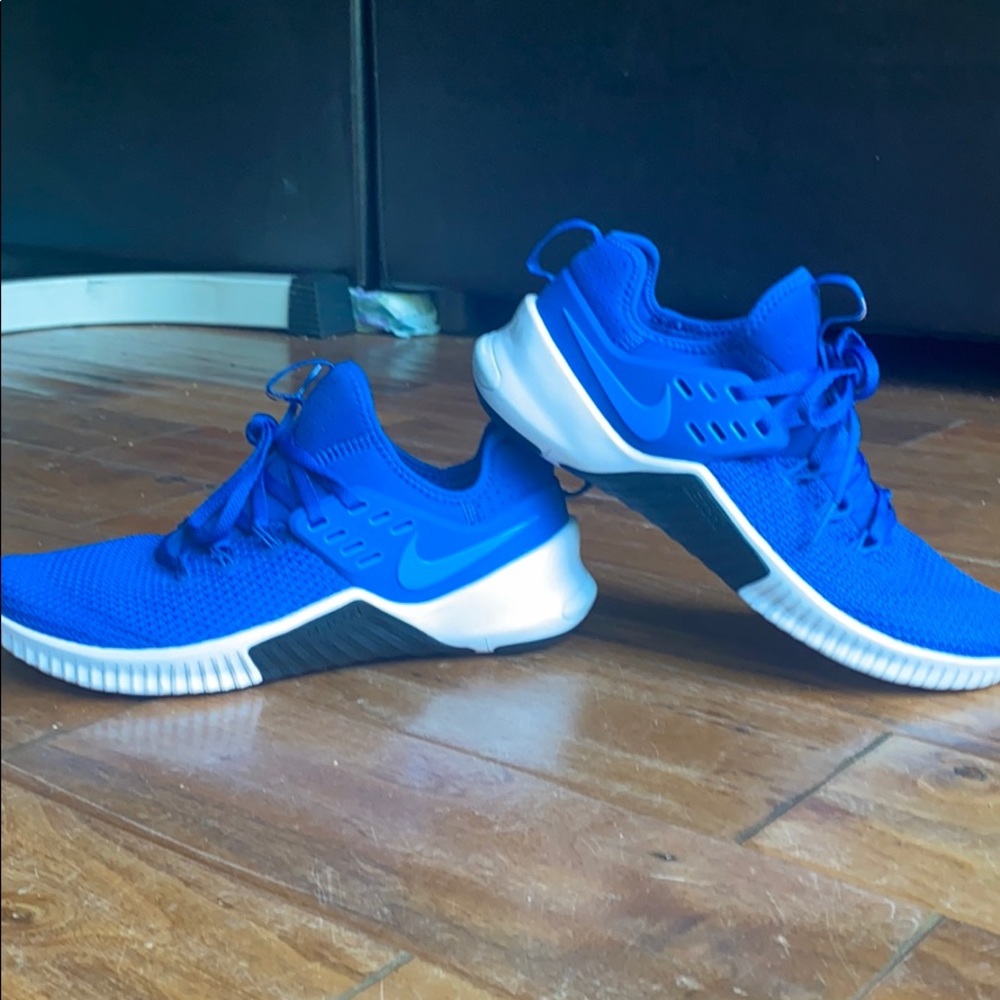 Nike Free Metcon Sneakers